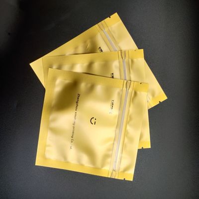 जिपर Resealable स्टैंड अप पाउच कस्टम मुद्रित नट स्नैक पाउच पैकेजिंग